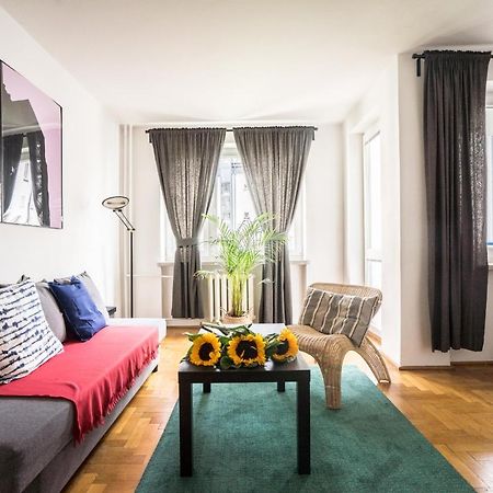 Oomph Warsaw Central 3-Bedroom Flat Kültér fotó