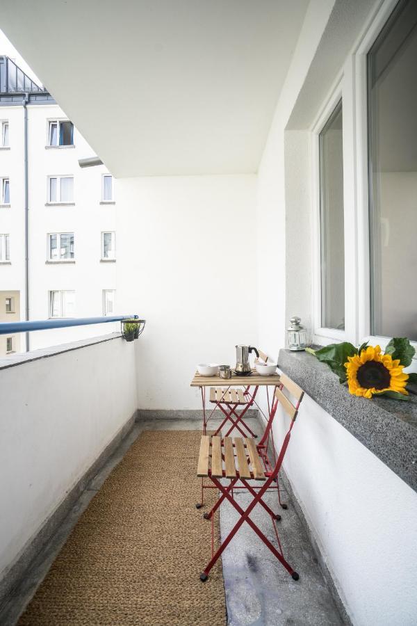Oomph Warsaw Central 3-Bedroom Flat Kültér fotó